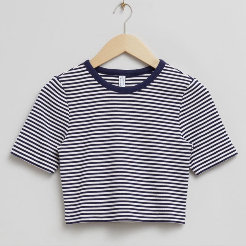 & Other Stories | Cropped Top